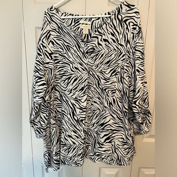Cynthia Rowley Zebra Print 100% Linen Blouse Size 3X 3 Roll‎ Tab Sleeves - Picture 1 of 6